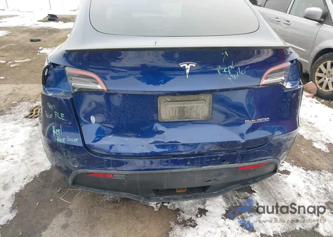 2020 Tesla Model Y Long Range Dual Motor All-Wheel Drive/Performance Dual Motor All-Wheel Drive from USA, damaged, VIN 5YJYGDEF3LF039058